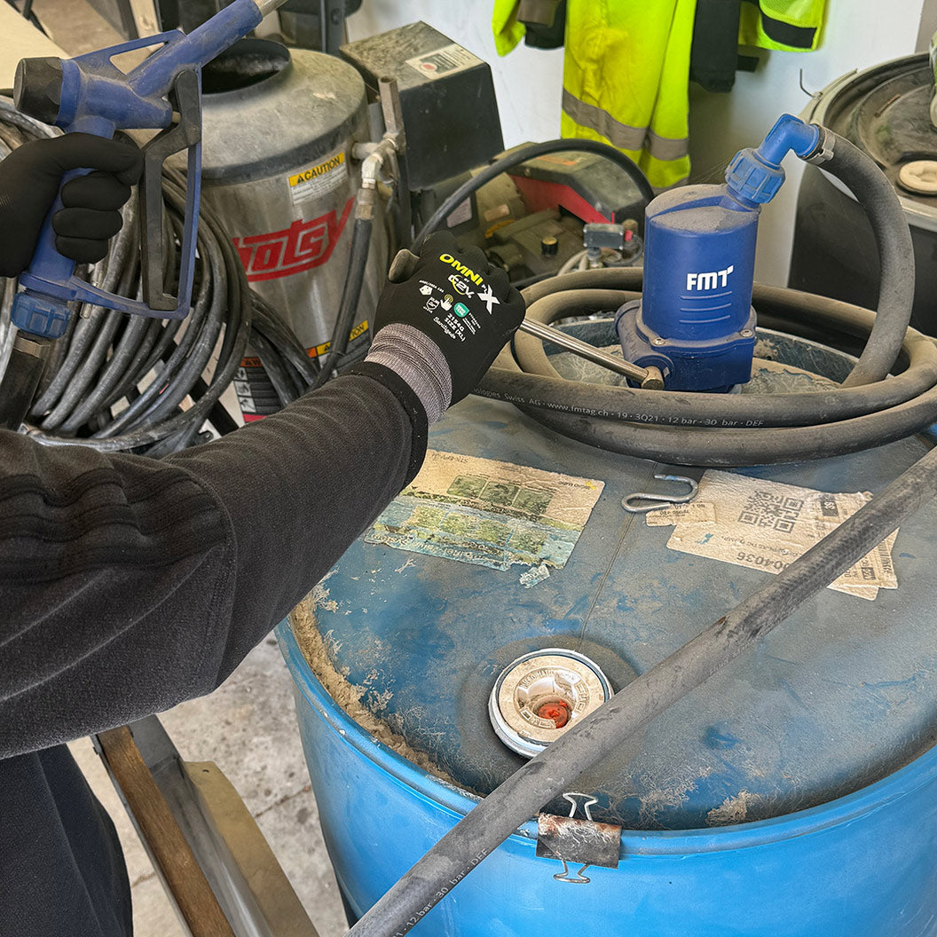 Full Nitrile Coated Gloves - C2V - Durable Touch Sensitivity