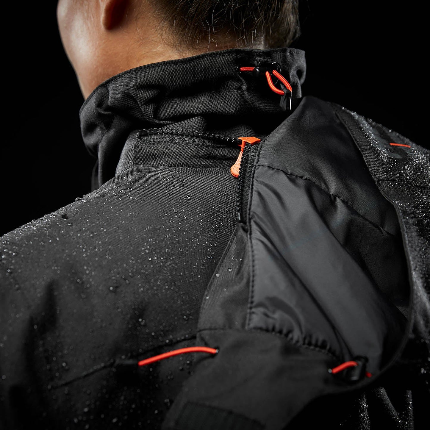 Navy Insulated Jacket - Helly Hansen - Waterproof Design