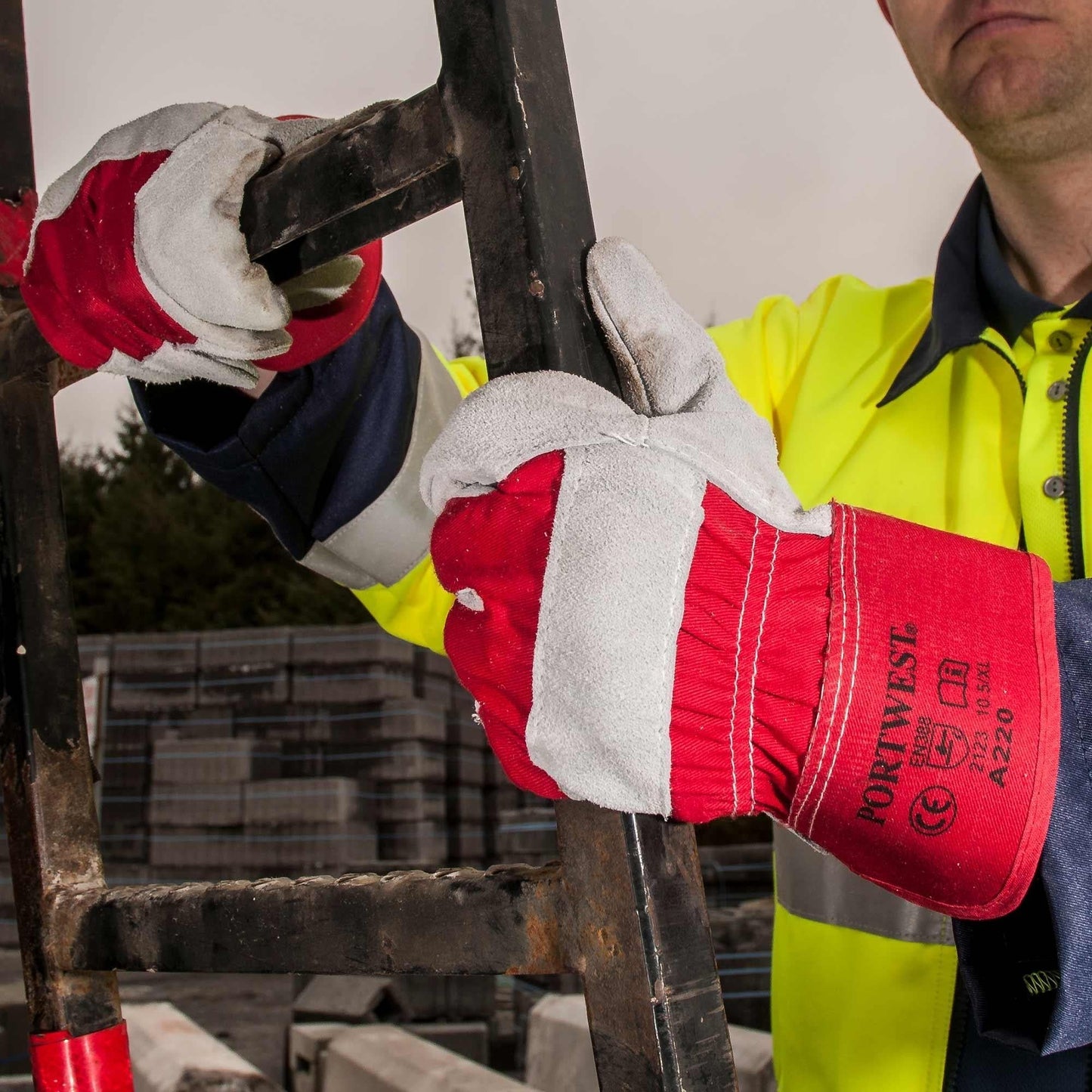 Red Leather Gloves - Portwest - Abrasion Resistant