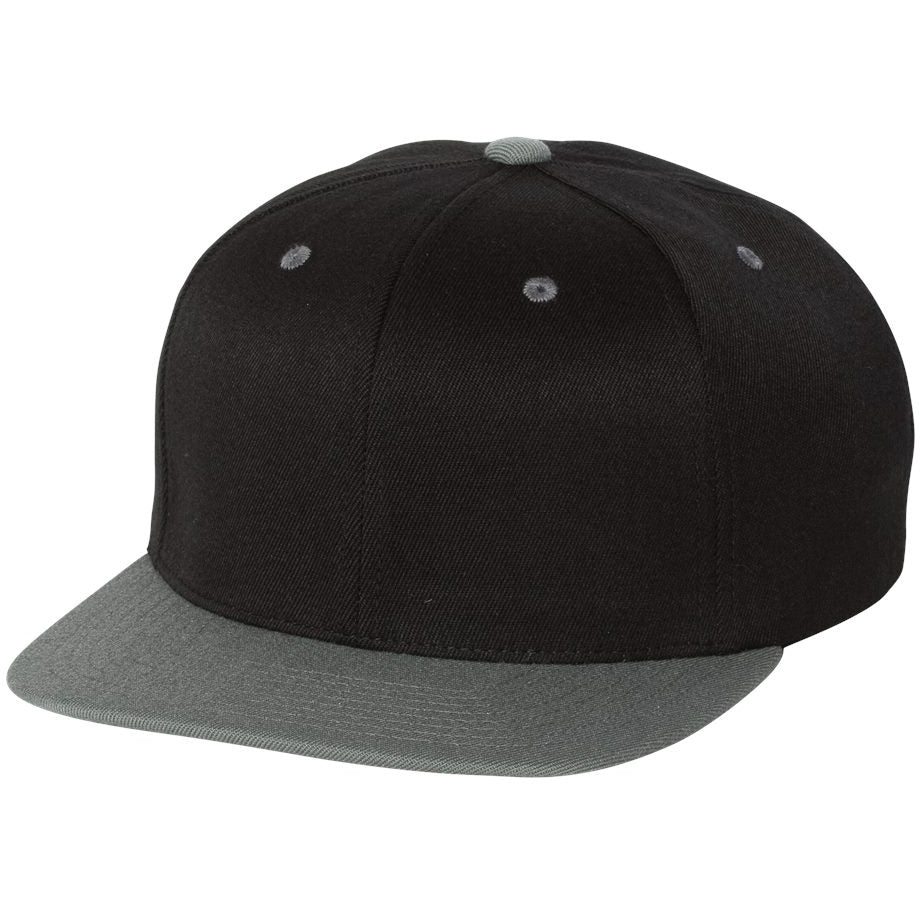Black Flat Brim Hat - FlexFit - Stylish Snapback Cap