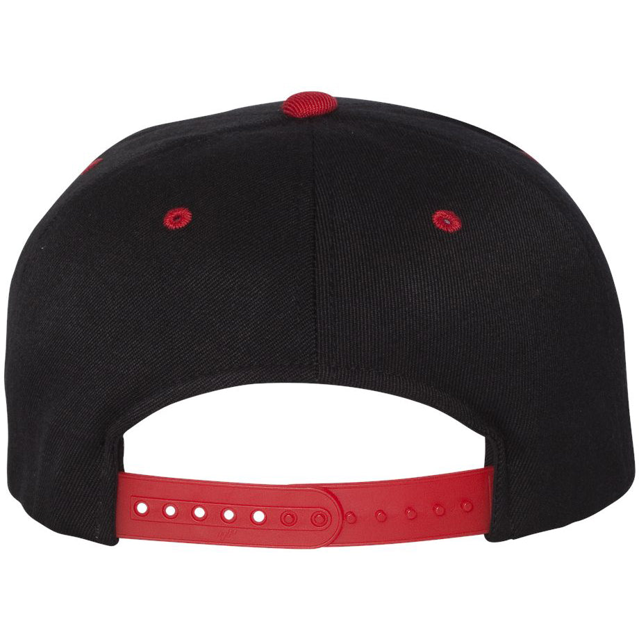 Black Flat Brim Hat - FlexFit - Stylish Snapback Cap