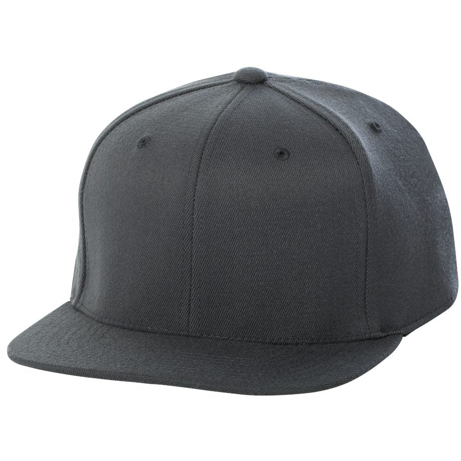 Black Flat Brim Hat - FlexFit - Stylish Snapback Cap