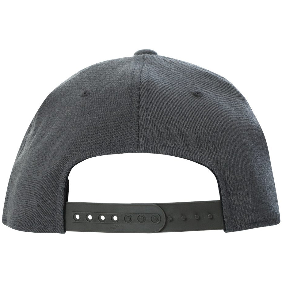 Black Flat Brim Hat - FlexFit - Stylish Snapback Cap