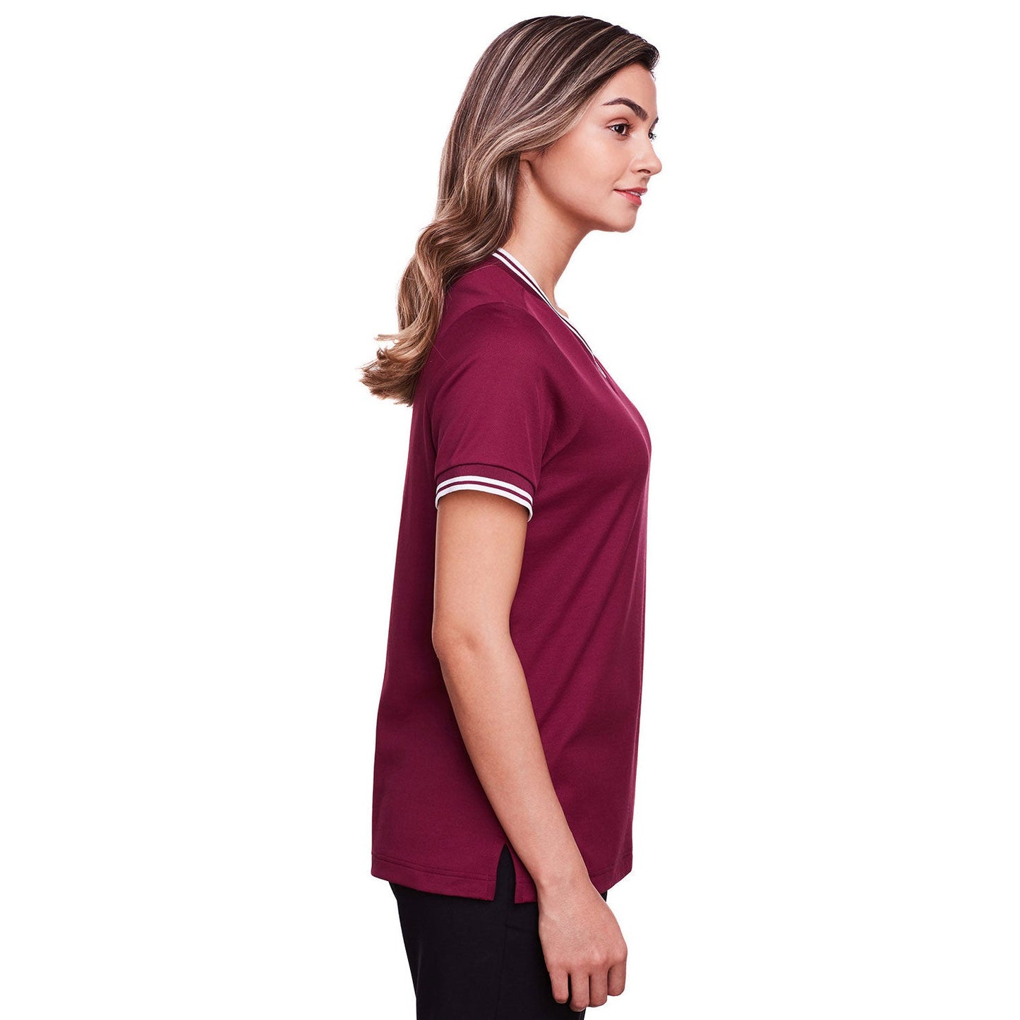 Black/White T-Shirts - Devon & Jones - Stylish V-Neck Top