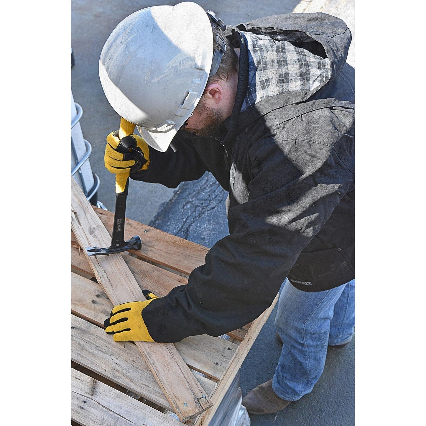 Black Heated Jacket - DeWalt - Wind Resistant Design