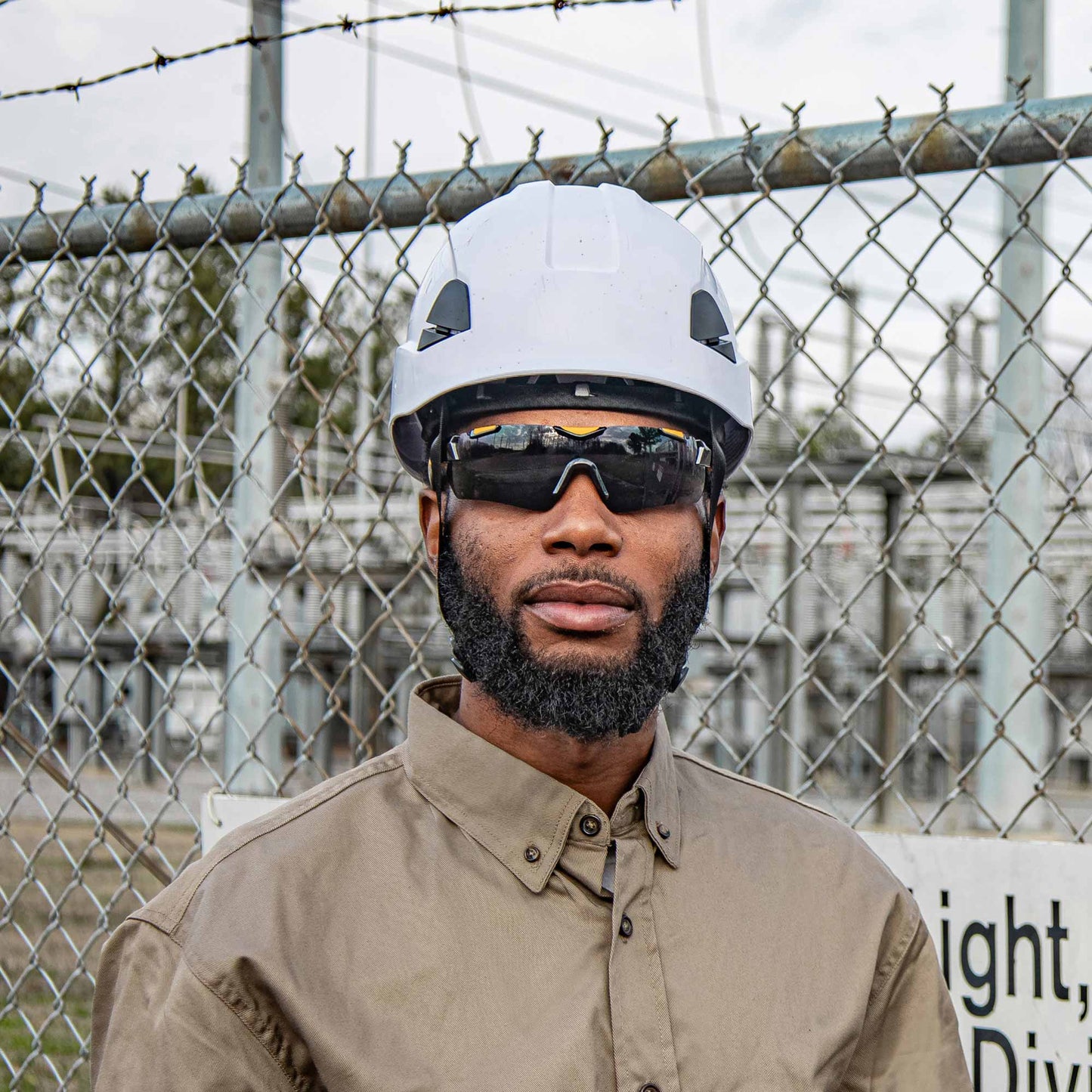 Clear Lens Glasses - DeWalt - Stylish Safety Eyewear