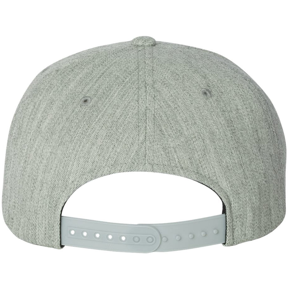 Black Flat Brim Hat - FlexFit - Stylish Snapback Cap