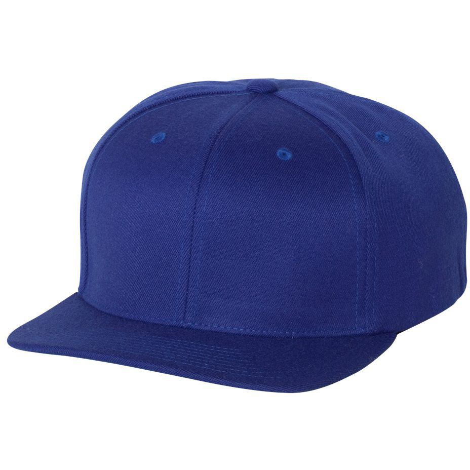 Black Flat Brim Hat - FlexFit - Stylish Snapback Cap